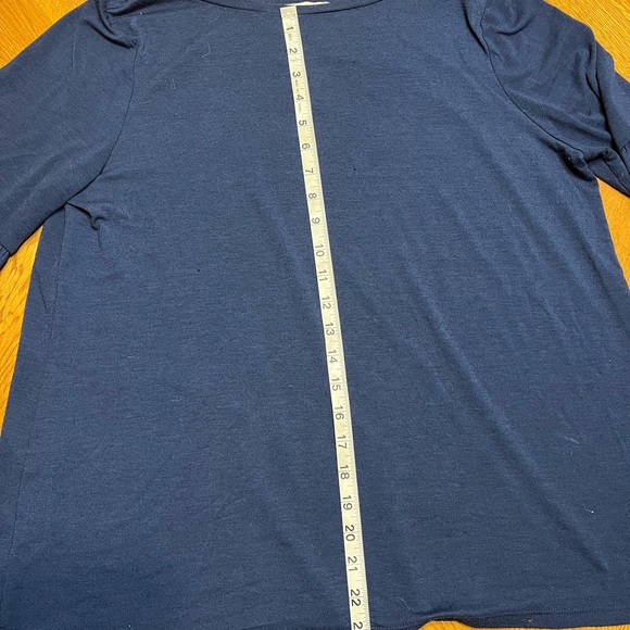 ✨3/$15 Blue Loft Blouse with Bell Sleeves - Picture 6 of 6